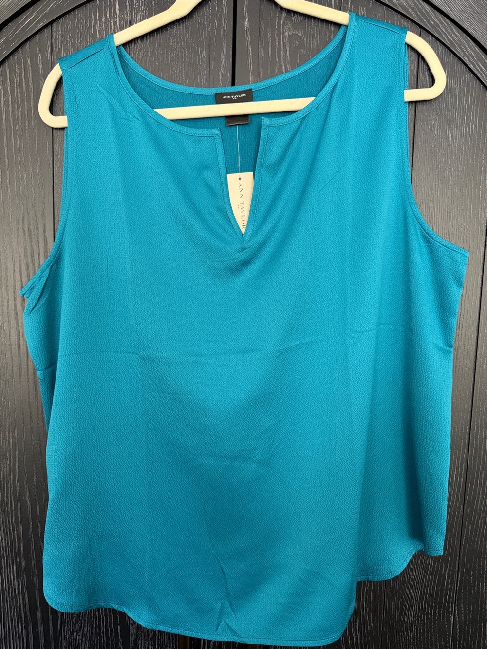 Ann Taylor Teal Sleeveless Notch-Neck Tank